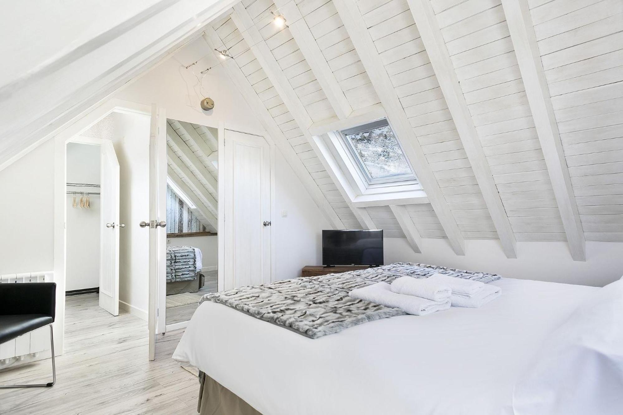 Luderna - Duplex Sant Miqueu Διαμέρισμα Βιέλα Εξωτερικό φωτογραφία